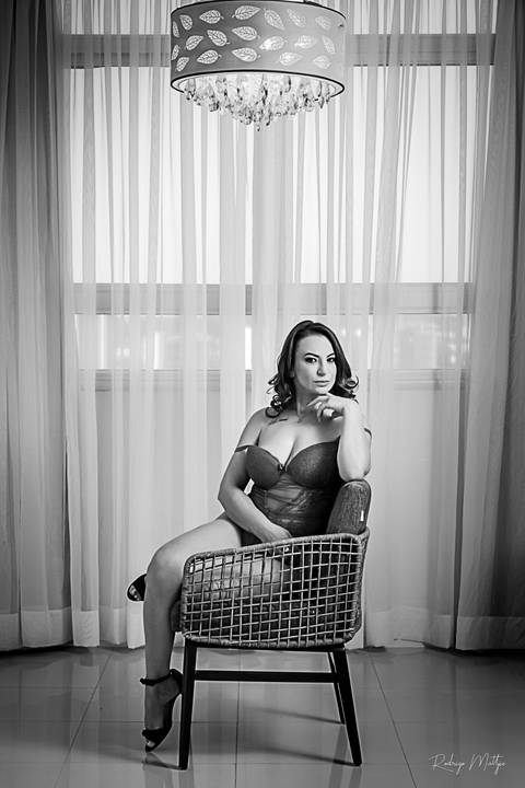 Ensaio sensual da Adriana de Santa Terezinha de Itaipu - Ph Rodrigo Mattjie '