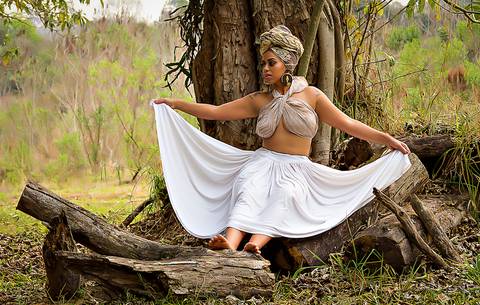 Ensaio externo da Stephany realizado no Mabu Interludium - Ph Rodrigo Mattjie '