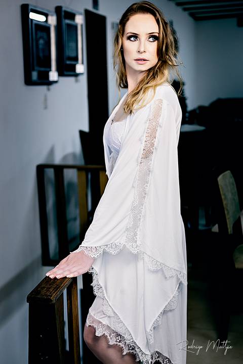 Ensaio feminino sensual da Ana Paula. Realizado em Ilhota/ SC, Fotografo Rodrigo Mattjie '