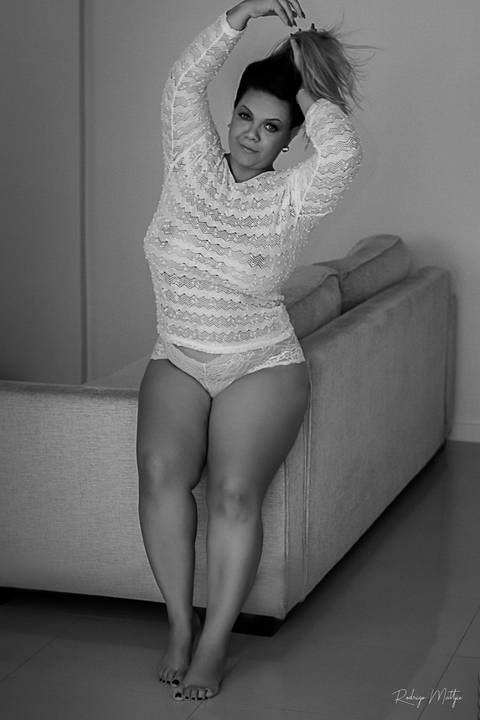 Ensaio feminino sensual realizado em Foz do Iguaçu, no Paraná. Fotógrafo Rodrigo Mattjie '