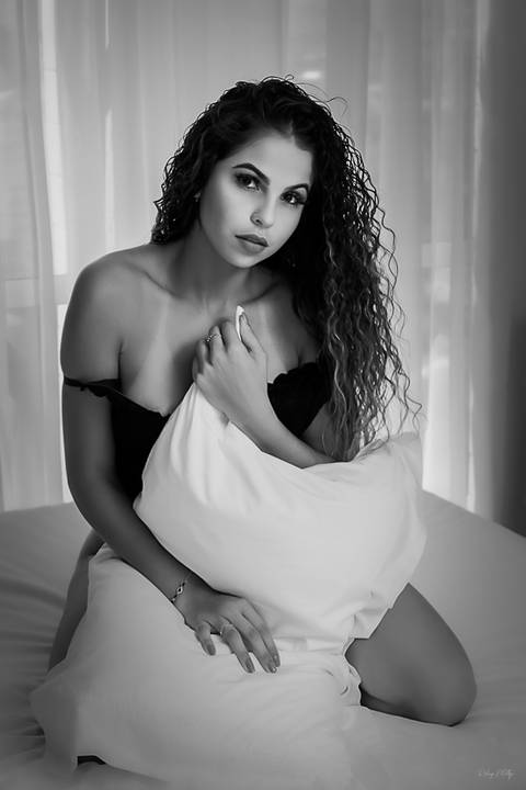 Ensaio feminino sensual com o fotógrafo Rodrigo Mattjie. Ensaio realizado em hotel em Foz do Iguaçu  '