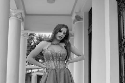 Ensaio 15 anos realizado no Museu Ferroviário em Vila Velha numa atmosfera bem descontraída. Safira é uma adolescente que esbanja simpatia e muito charme.'