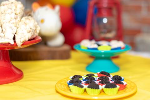 decoração de festa de aniversário na escola'