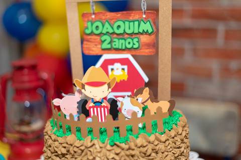 bolo de festa - tema fazenda'