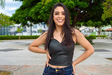 ensaio debutante em praça de vitória'