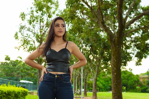 ensaio de debutante em parque pedra da cebola'