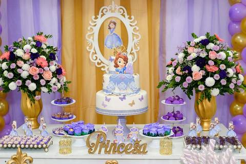 mesa da festa infantil menina'