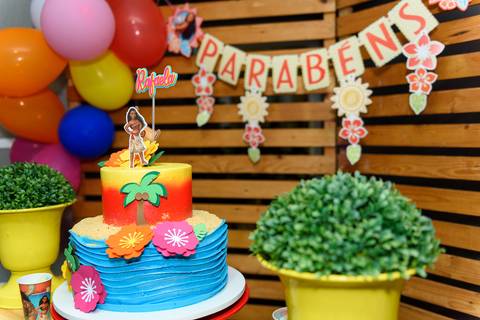 festa infantil menina com tema moana '