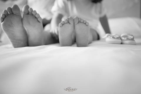 Registro em Preto e branco do ensaio de Gestante de Crislaine e Leandro pela fotografo Adriana Mesquita, Fotografia de Familia'