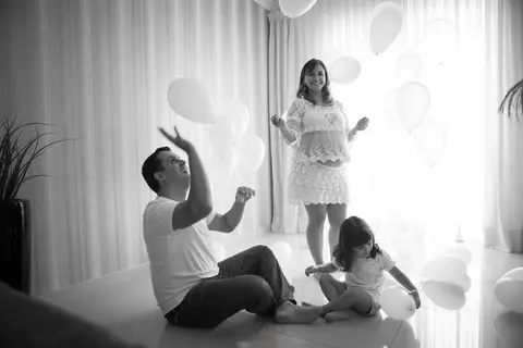 Registro em Preto e branco do ensaio de Gestante de Crislaine e Leandro pela fotografo Adriana Mesquita, Fotografia de Familia'