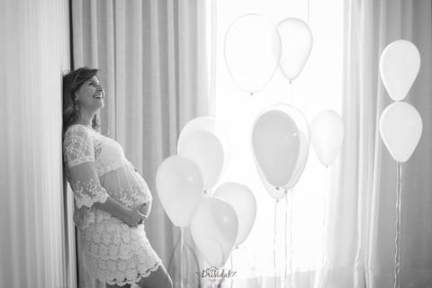 Registro em Preto e branco do ensaio de Gestante de Crislaine e Leandro pela fotografo Adriana Mesquita, Fotografia de Familia'