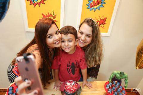 Aniversário Infantil 5 anos do Enzo, registro pela fotografa de Familia Adriana Mesquita em Uberlândia'
