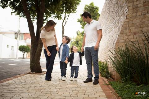 Ensaio Externo de família, fotos de Adriana Mesquita, fotografa de Familia'