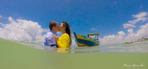 Amor Beijo no mar da Barra de Sao Miguel'