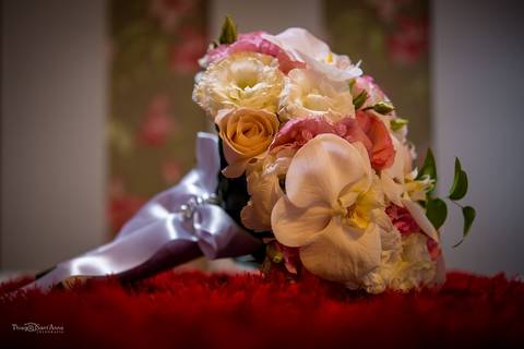 buquê de noiva tradicional'