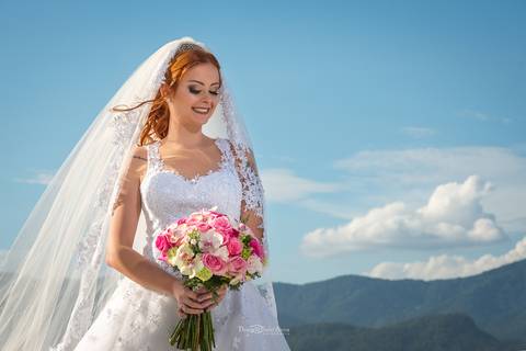 Making Of Noiva Ruiva Blue Tree Premium Design'