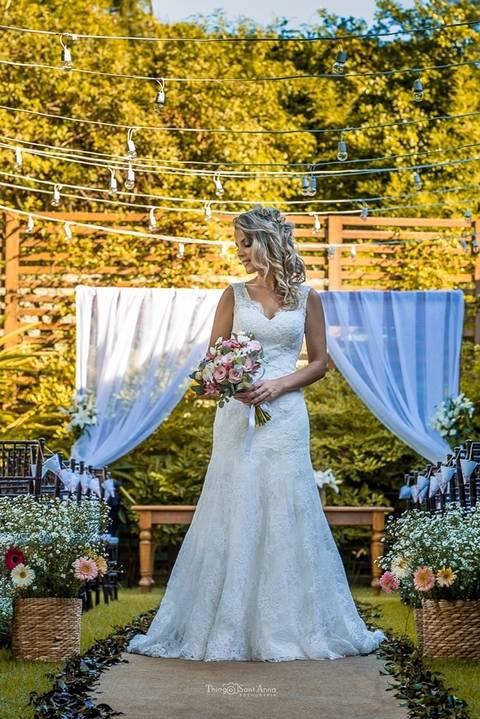 Foto de Noiva na Vila Caniza. Fotógrafo de casamento no Rio de Janeiro por Thiago Sant' Anna Fotografia'