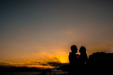 Ensaio pré casamento em Camboinhas por Thiago Sant' Anna Fotografia'