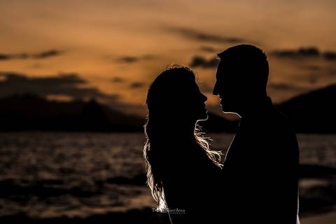 Ensaio pré casamento em Camboinhas por Thiago Sant' Anna Fotografia'