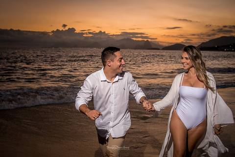 Ensaio pré casamento em Camboinhas por Thiago Sant' Anna Fotografia'