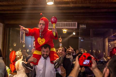 Anão do Chapolin na Pista de Dança no Espaço Paradisus'