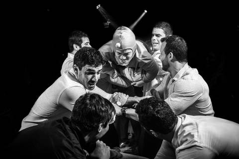 Anão do Chapolin na Pista de Dança do Espaço Paradisus'