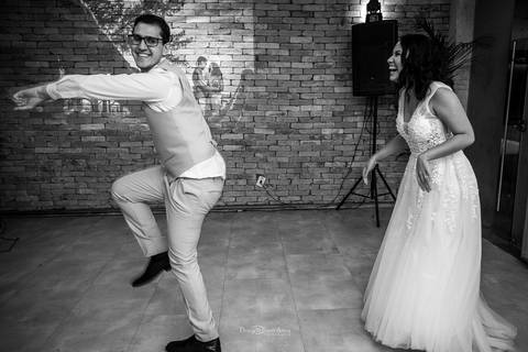 dança dos noivos preto e branco'