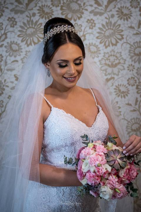 casamento noiva vestido buquê tons de rosa'