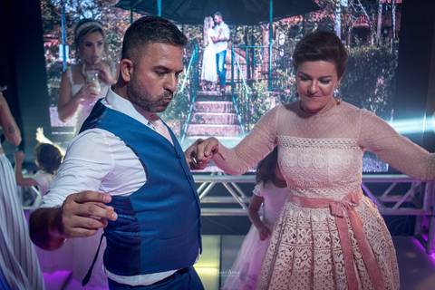 noivo dança com madrinha pista '