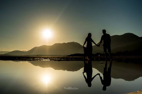 ensaio fotográfico casal lago praia por do sol '