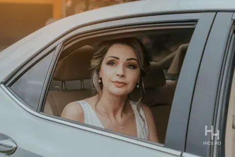 fotografia de casamento na igreja noiva se preparando para o casamento making of noiva casamento na igreja cobertura fotográfica de casamento casamento cristão fotografia de casamento em brasília foto making of fotógrafo de casamento brasília'