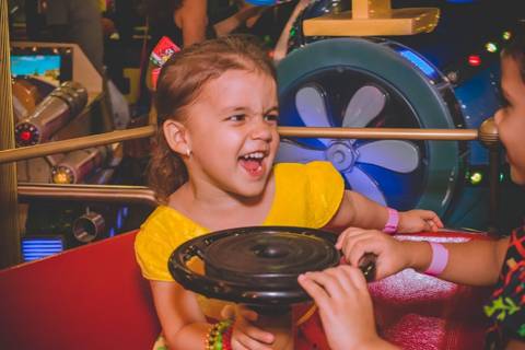 A aniversariante se divertiu muito!
'