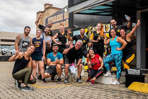 Cobertura fotográfica para todo tipo de evento profissional da sua empresa ou marca.
| Inauguração | Coquetel | Palestra | WorkShop | Troca de Coleção | Ação de Marca |
entre outros eventos corporativos.'