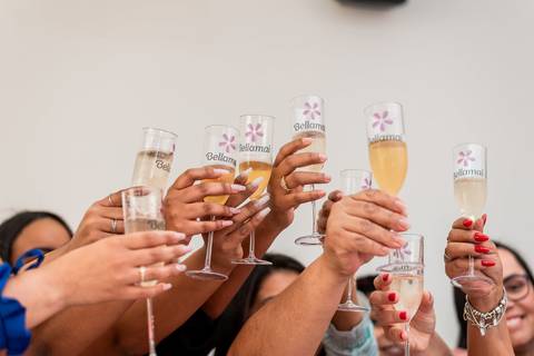 Cobertura fotográfica para todo tipo de evento profissional da sua empresa ou marca.
| Inauguração | Coquetel | Palestra | WorkShop | Troca de Coleção | Ação de Marca |
entre outros eventos corporativos.'