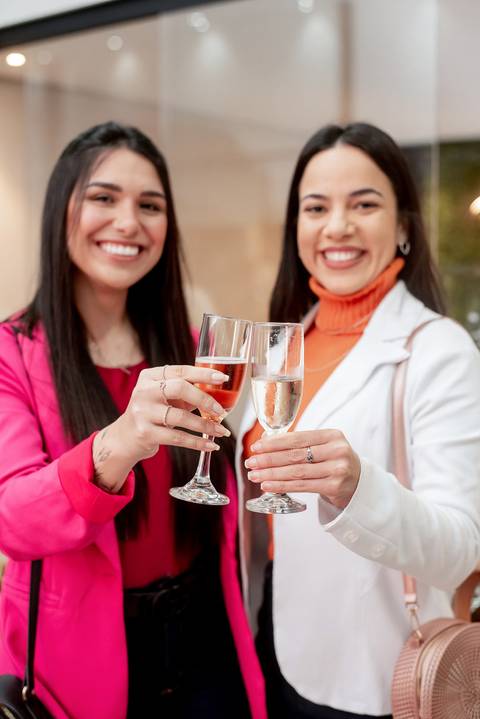 Cobertura fotográfica para todo tipo de evento profissional da sua empresa ou marca.
| Inauguração | Coquetel | Palestra | WorkShop | Troca de Coleção | Ação de Marca |
entre outros eventos corporativos.'