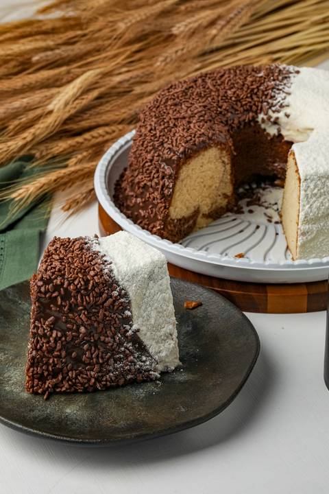 Imagem pertencente ao Bolos do Cerrado Manaus e ao Soror Studio. Não é permitida reprodução não autorizada.'