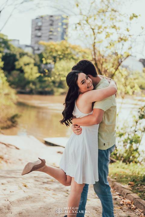 thapyoka Blumenau, pré wedding Blumenau, ensaio fotográfico Blumenau, fotografo casamento Blumenau, book em Blumenau, ensaio casal Blumenau, pré wedding Oktoberfest, Blumenau, fotos Blumenau, local ensaio Blumenau.'