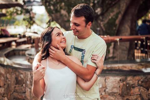 thapyoka Blumenau, pré wedding Blumenau, ensaio fotográfico Blumenau, fotografo casamento Blumenau, book em Blumenau, ensaio casal Blumenau, pré wedding Oktoberfest, Blumenau, fotos Blumenau, local ensaio Blumenau.'