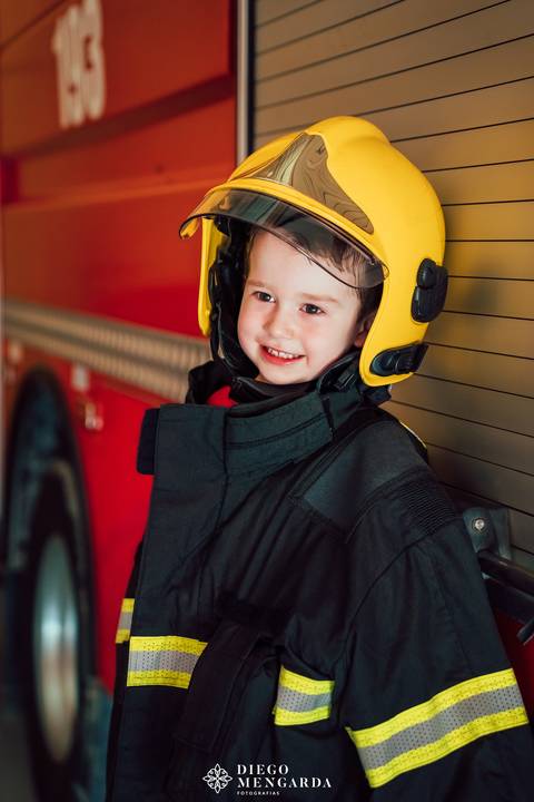 corpo de bombeiros Timbó, ensaio infantil de bombeiro, book infantil bombeiro, ensaio no bombeiro, fotos no corpo de bombeiros, criança de bombeiro, corpo de bombeiro de santa catarina, fotografo de criança timbó, ensaio infantil timbó'