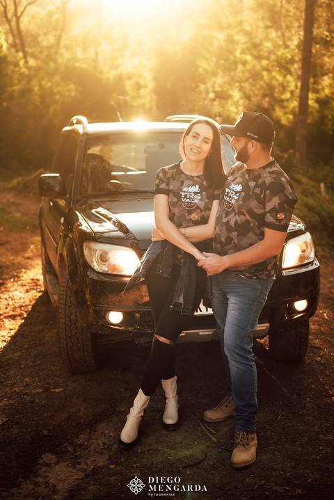casamento em rio negrinho, rio negrinho, recanto cabana da mata, casamento rio negrinho, trilheiro, ensaio na lama, pré wedding com jeep, fotografo de trilheiro, pajero ou jeep ou trooler, pré wedding com caminhonete, ensaio no campo, fotografo sc'