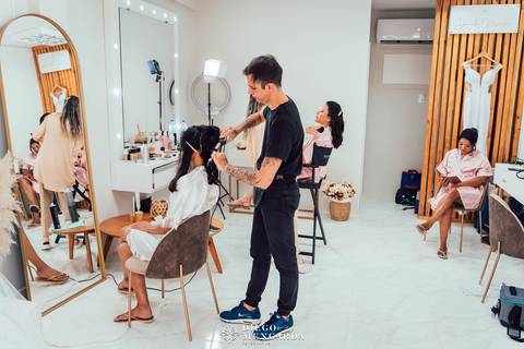 Fotógrafo de casamento em Timbó, making of noiva, noiva com madrinhas, local casamento em Timbó, local making of noiva timbó, video casamento timbó, casamento ao ar livre Timbó, Dani Marafon timbó ojonathan timbó, make noiva timbó, buquê noiva'