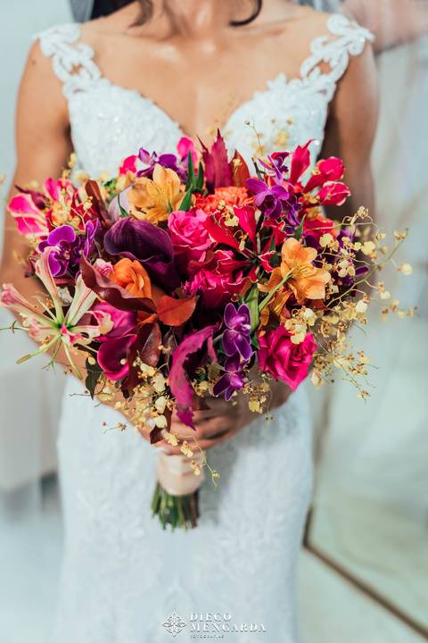 Fotógrafo de casamento em Timbó, making of noiva, noiva com madrinhas, local casamento em Timbó, local making of noiva timbó, video casamento timbó, casamento ao ar livre Timbó, Dani Marafon timbó ojonathan timbó, make noiva timbó, vestido noiva'