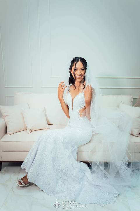 Fotógrafo de casamento em Timbó, making of noiva, noiva com madrinhas, local casamento em Timbó, local making of noiva timbó, video casamento timbó, casamento ao ar livre Timbó, Dani Marafon timbó ojonathan timbó, make noiva timbó, vestido noiva'