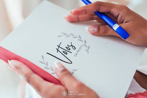 Fotógrafo de casamento em Timbó, making of noiva, noiva com madrinhas, local casamento em Timbó, local making of noiva timbó, video casamento timbó, casamento ao ar livre Timbó, Dani Marafon timbó ojonathan timbó, make noiva timbó, votos noiva'