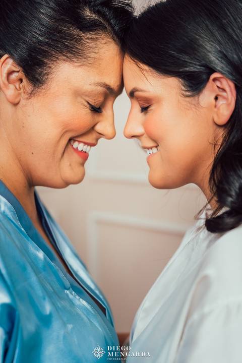 Fotógrafo de casamento em Bombinhas, video casamento Bombinhas, casa da praia bombinhas, casamento em bombinhas, casamento praia bombinhas, profissional casamento bombinhas, detalhes noiva, vestido noiva, Espaço Fernanda Martins,  vestido Cinderela Noiva'