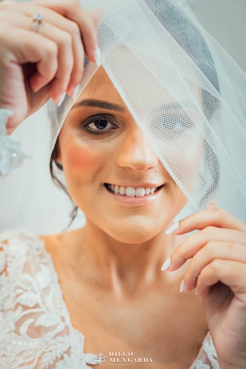 Fotógrafo de casamento em Bombinhas, video casamento Bombinhas, casa da praia bombinhas, casamento em bombinhas, casamento praia bombinhas, profissional casamento bombinhas, detalhes noiva, vestido noiva, Espaço Fernanda Martins,  vestido Cinderela Noiva'