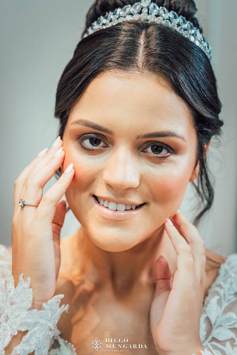 Fotógrafo de casamento em Bombinhas, video casamento Bombinhas, casa da praia bombinhas, casamento em bombinhas, casamento praia bombinhas, profissional casamento bombinhas, detalhes noiva, vestido noiva, Espaço Fernanda Martins,  vestido Cinderela Noiva'