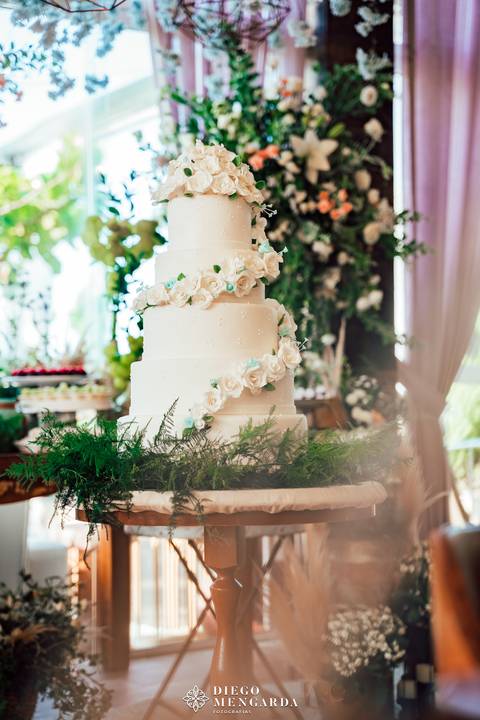Fotógrafo de casamento em Bombinhas, video casamento Bombinhas, casa da praia bombinhas, casamento em bombinhas, casamento praia bombinhas, profissional casamento bombinhas, Fabiana Bolos Artísticos, bolo casamento bombinhas,  bolo casamento'