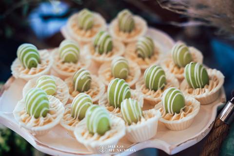 Fotógrafo de casamento em Bombinhas, video casamento Bombinhas, casa da praia bombinhas, casamento em bombinhas, casamento praia bombinhas, profissional casamento bombinhas, Fabiana Bolos Artísticos, bolo casamento bombinhas,  Magda Doces Finos'