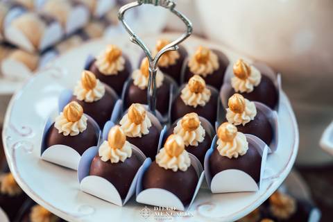 Fotógrafo de casamento em Bombinhas, video casamento Bombinhas, casa da praia bombinhas, casamento em bombinhas, casamento praia bombinhas, profissional casamento bombinhas, decoração casamento bombinhas, bolo casamento bombinhas,  Magda Doces Finos'